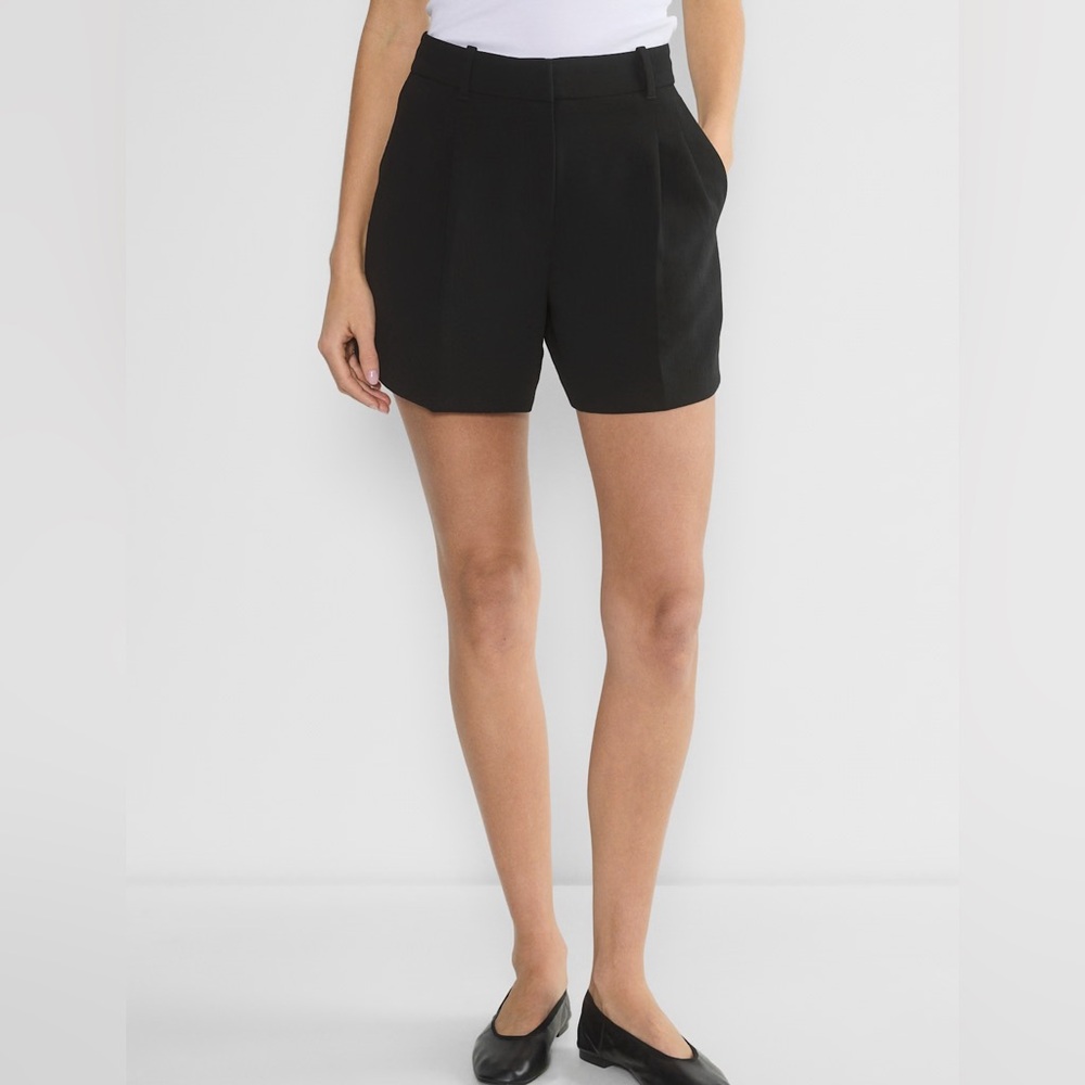 Never Worn Aritzia Black Tailored High-Waist Shorts